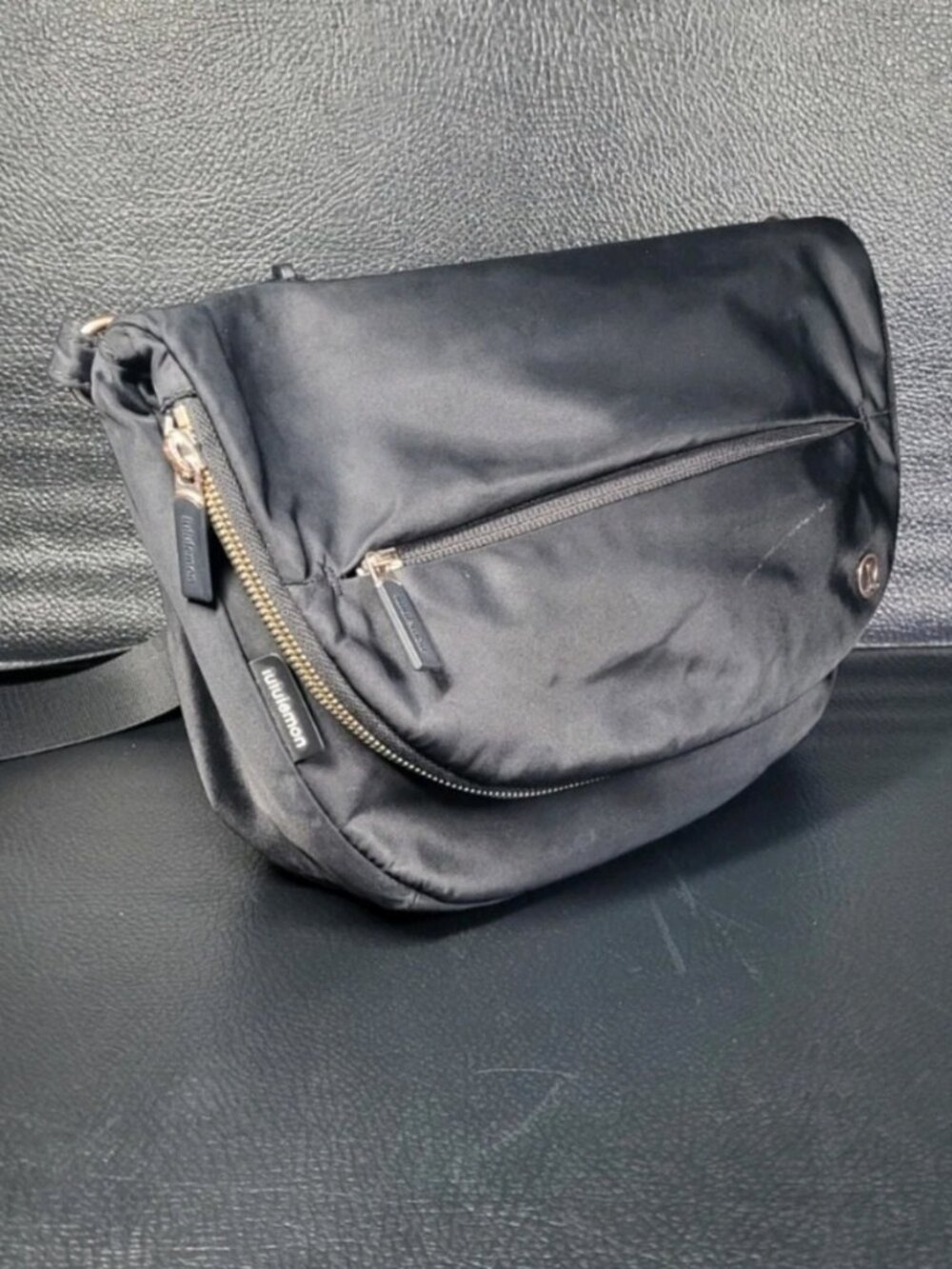 Lululemon All Night Festival Bag 5L - Picture 2 of 5